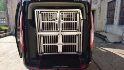 Hundebox Ford Tourneo Transportbox